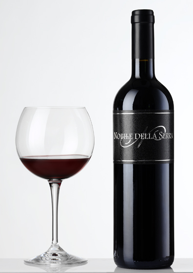 Nobile della Serra Vino Rosso Umbria IGT. Cantina Petreto Azienda Agraria Villa Valentina Umbertide Umbria